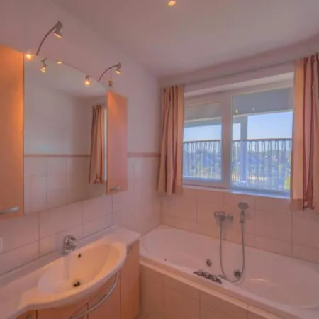 Exquisite In * Rechlin